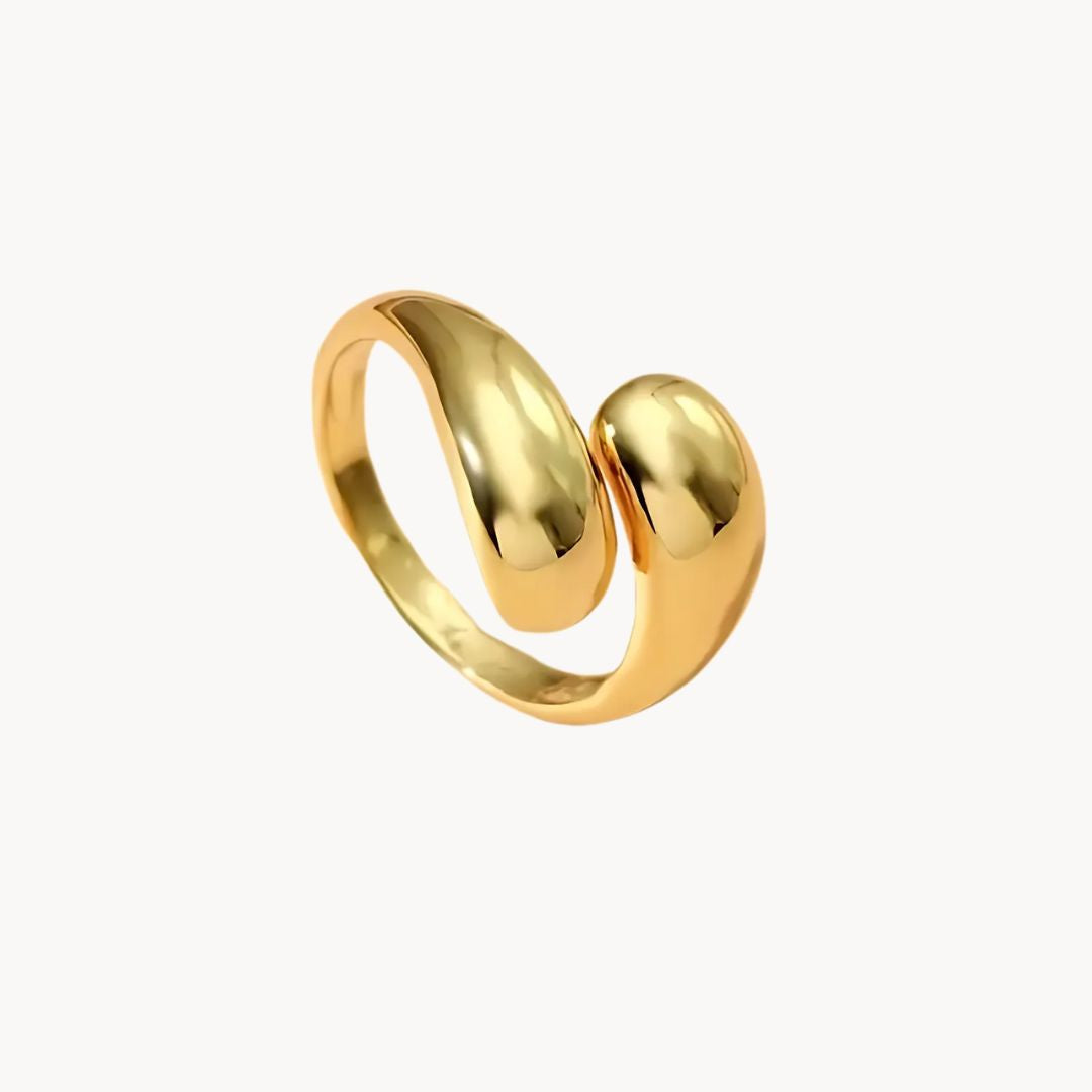 Camille – Milanese Wave Ring